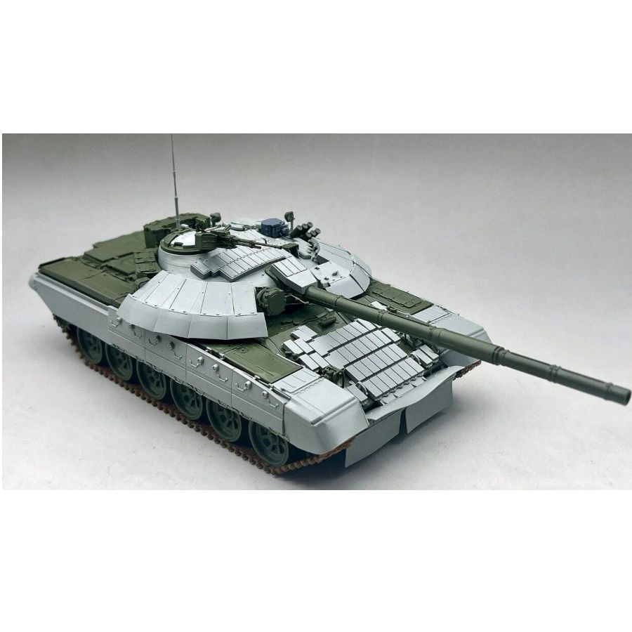 Model Kit Ukraine - 35A067 Amusant 1/35 T-72AMT Oekraïne Main